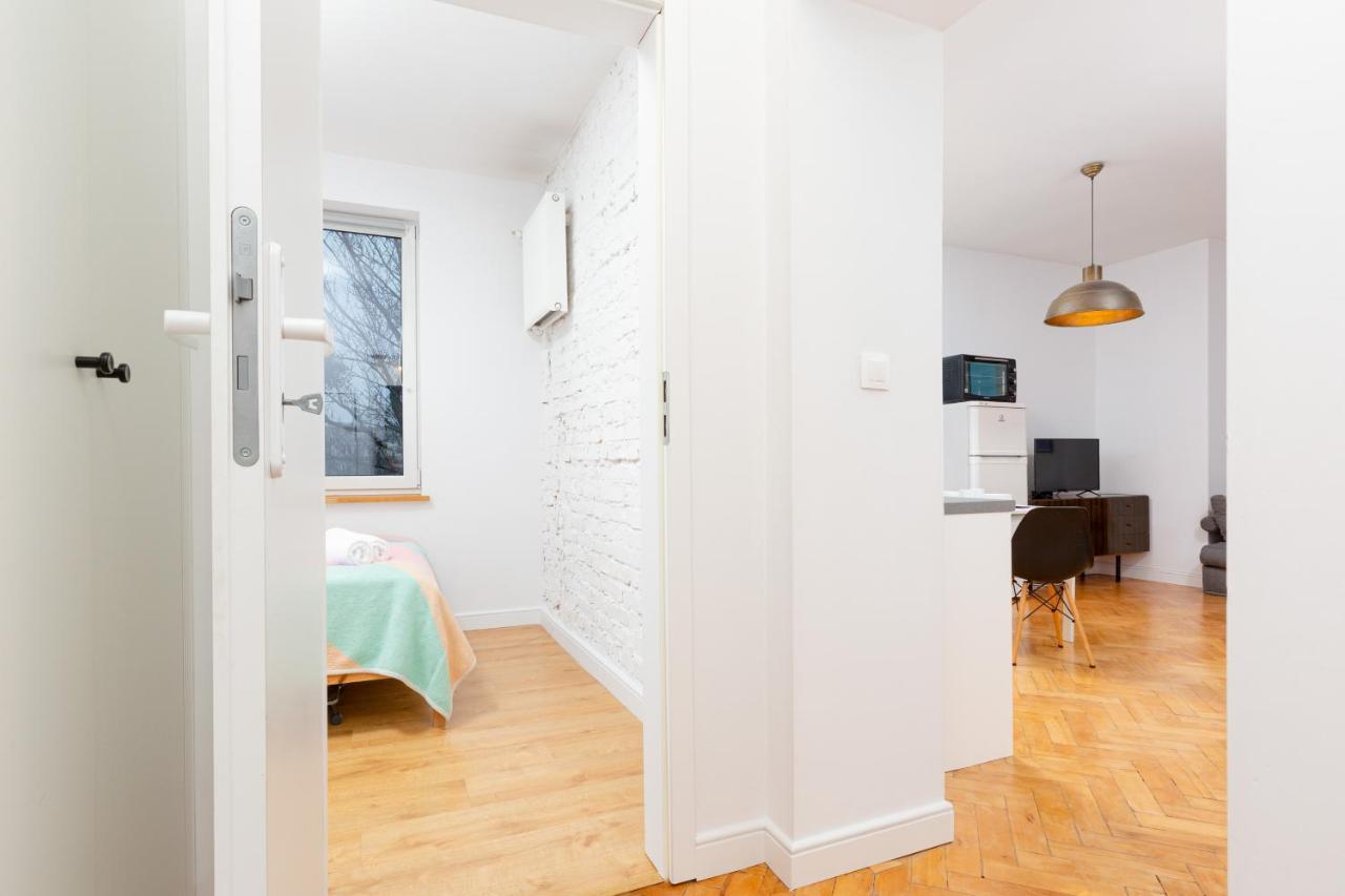 Mokotow Apartment Metro Raclawicka By Renters Варшава Экстерьер фото